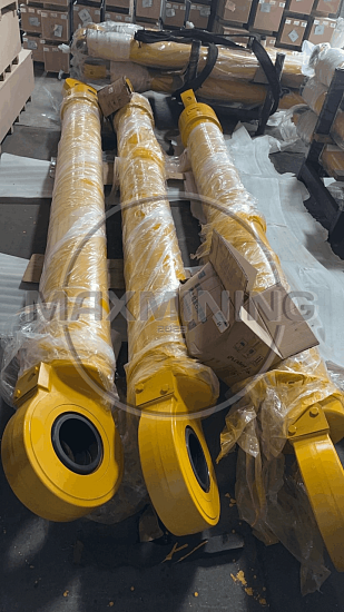 Гидроцилиндр стрелы для экскаватора Komatsu PC1250-8