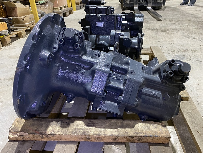 Насос основной для экскаватора Komatsu PC200-6