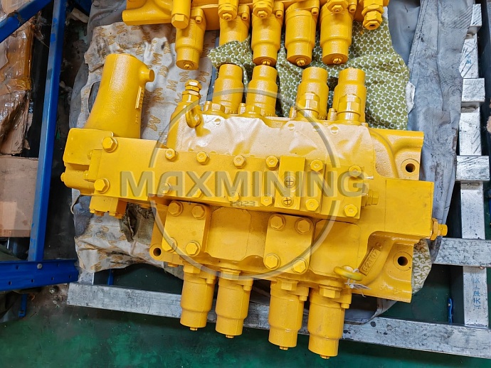 Главный регулирующий клапан Komatsu PC1250-8