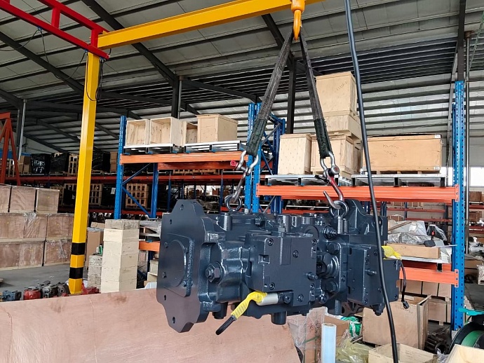 Насос для экскаватора Komatsu PC2000-8