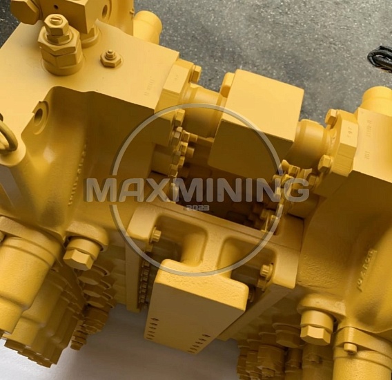 Распределительный клапан для экскаватора Komatsu PC2000-8