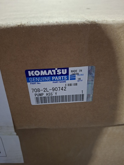 Насос основной для экскаватора Komatsu PC750-7