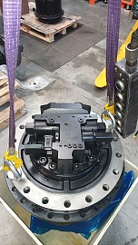 Редуктор хода в сборе с гидромотором для экскаватора CASE CX290