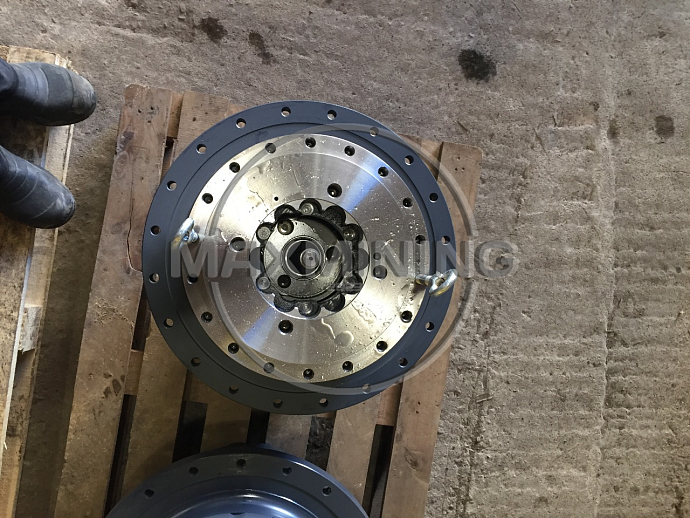 Редуктор хода для экскаватора Komatsu PC200-6