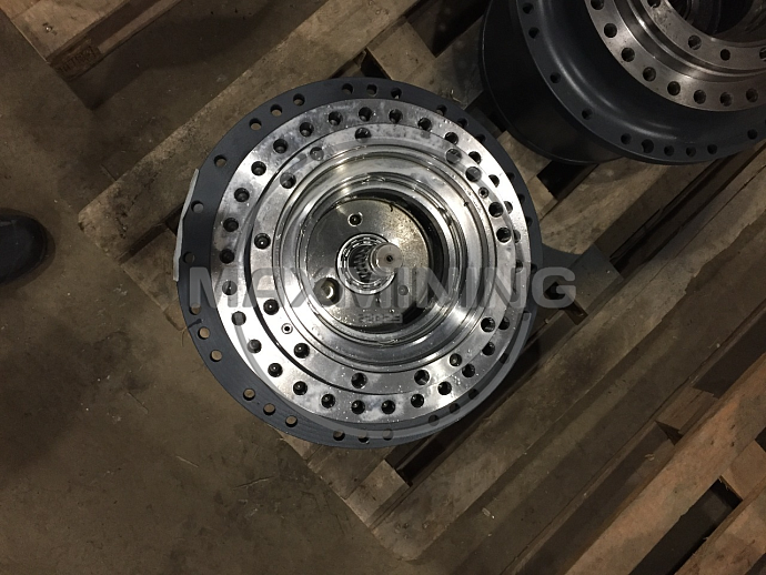 Редуктор хода для экскаватора Volvo EC210