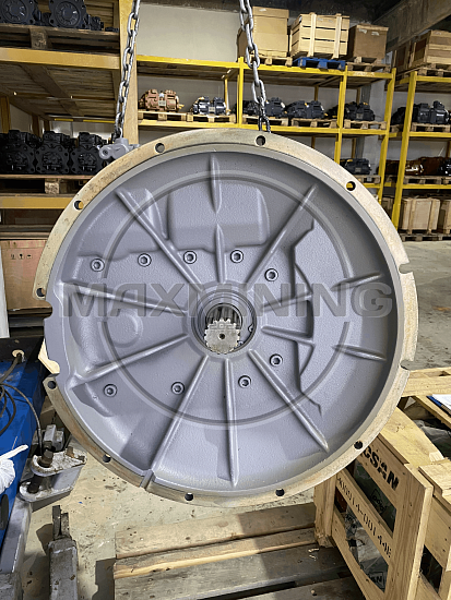 Насос основной для экскаватора Hitachi ZX450 (с колоколом)