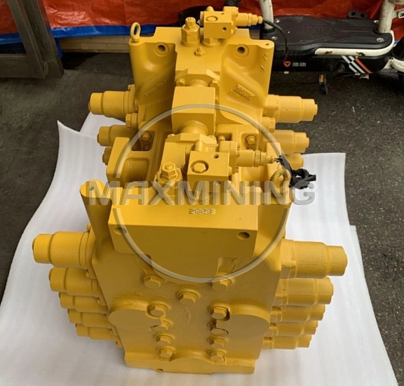Распределительный клапан для экскаватора Komatsu PC2000-8