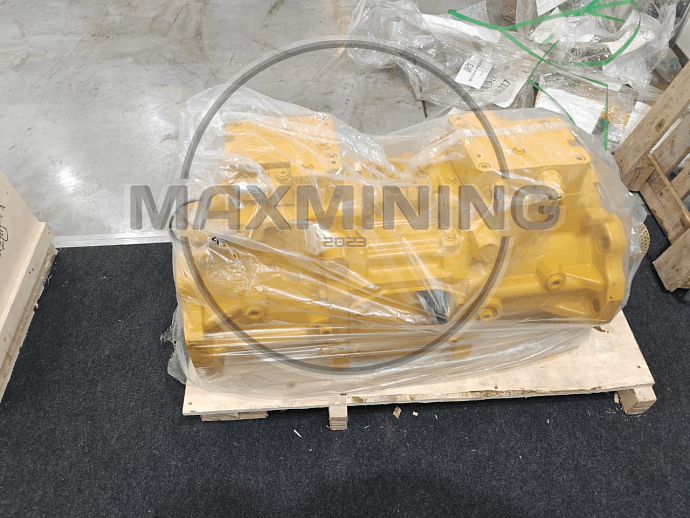 Насос для экскаватора Komatsu PC3000-6