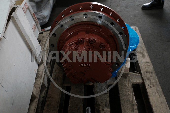 Редуктор хода в сборе с гидромотором для экскаватора Hyundai R320LC-7 (под штуцер)