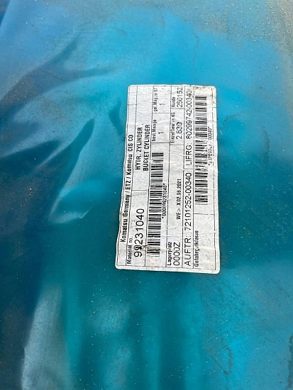 Гидроцилиндр ковша для экскаватора Komatsu PC4000