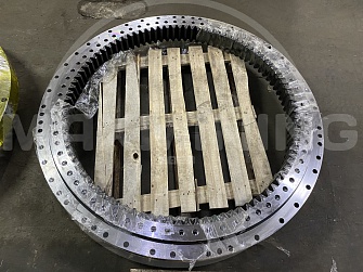 Опорно-поворотное устройство для экскаватора CAT 345D