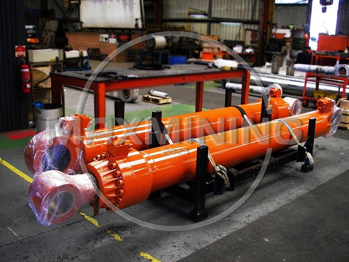 Гидроцилиндр ковша Hitachi EX1200-6 (обратная лопата) 