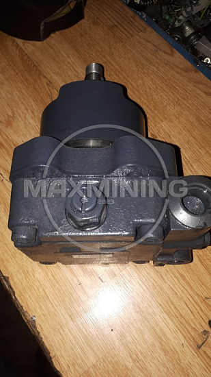 Гидромотор привода вентилятора для экскаватора Komatsu PC1250 708-7S-00820