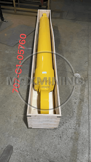 Гидроцилиндр стрелы для экскаватора Komatsu PC2000-11