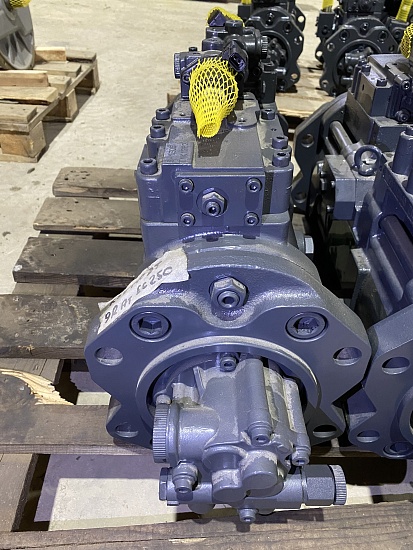 Насос основной для экскаватора Volvo EC250