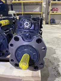 Насос основной для экскаватора Volvo EC140