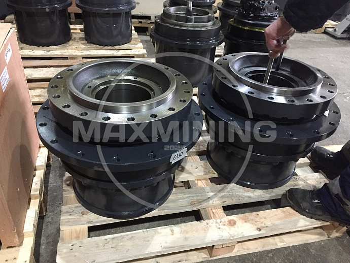 Редуктор хода для экскаватора CAT 336D2L