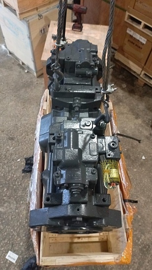 Насос основной для экскаватора Volvo EC700